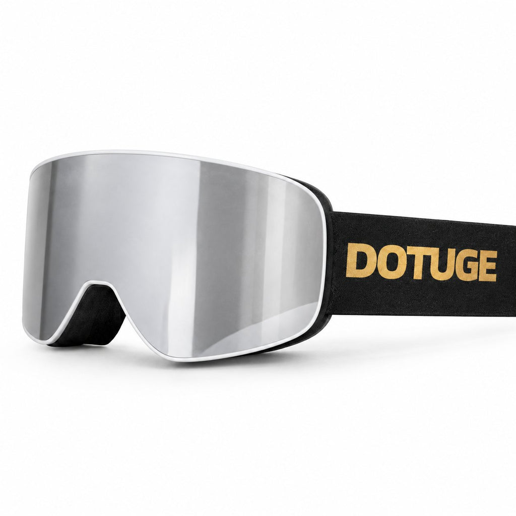 Pebble ski goggles – studio view | Snowgest